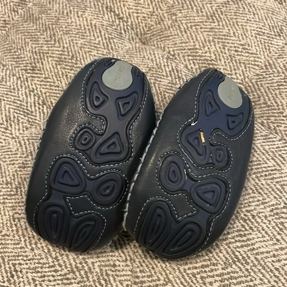 Stride Rite Sky H & L stage 1 shoes size 3M